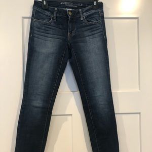 *AMERICAN EAGLE JEANS